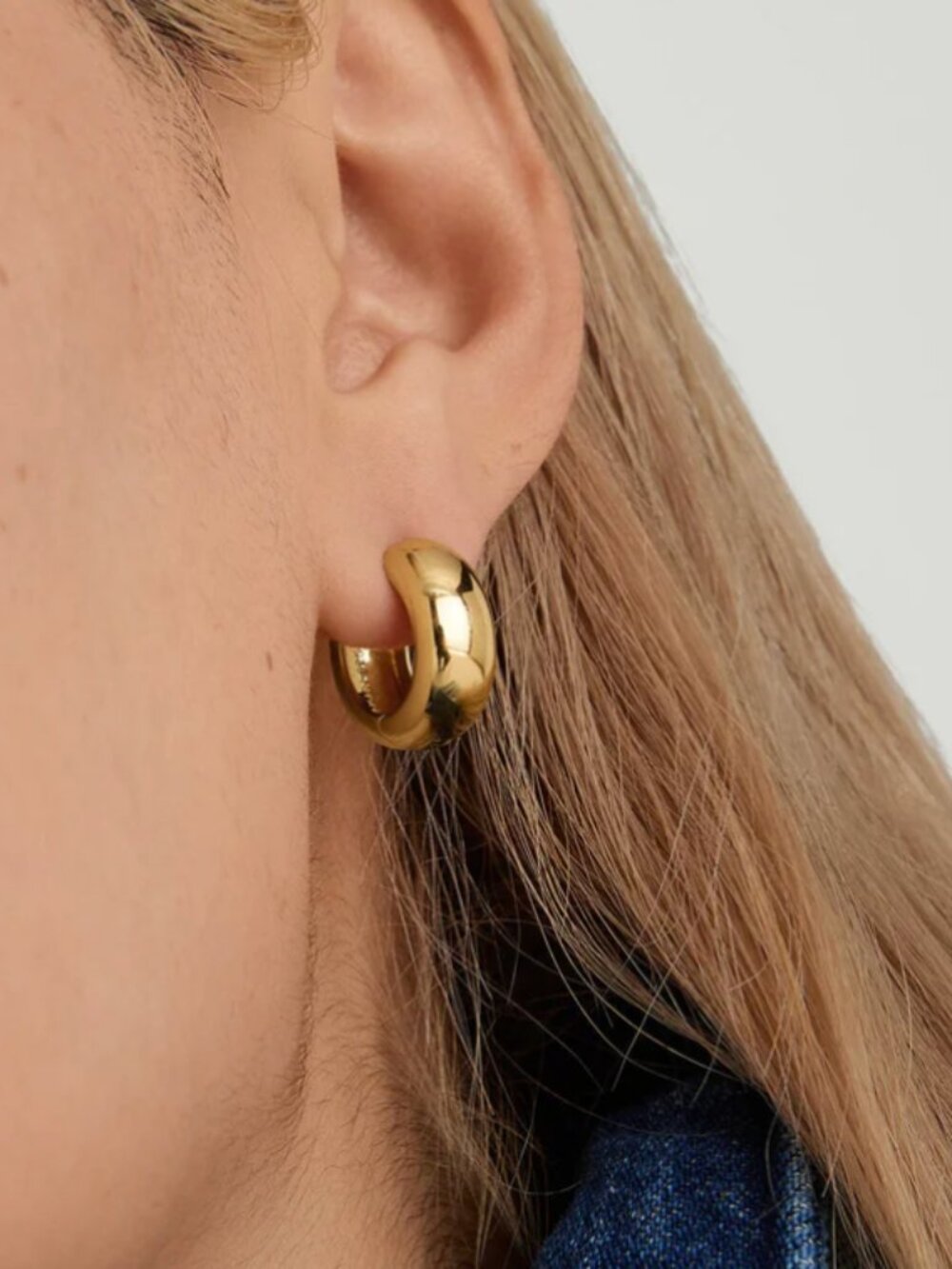 Mejuri Chunky Medium Gold Hoops